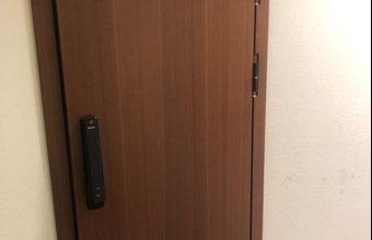 Изготовление входной двери с электронным замком на заказ